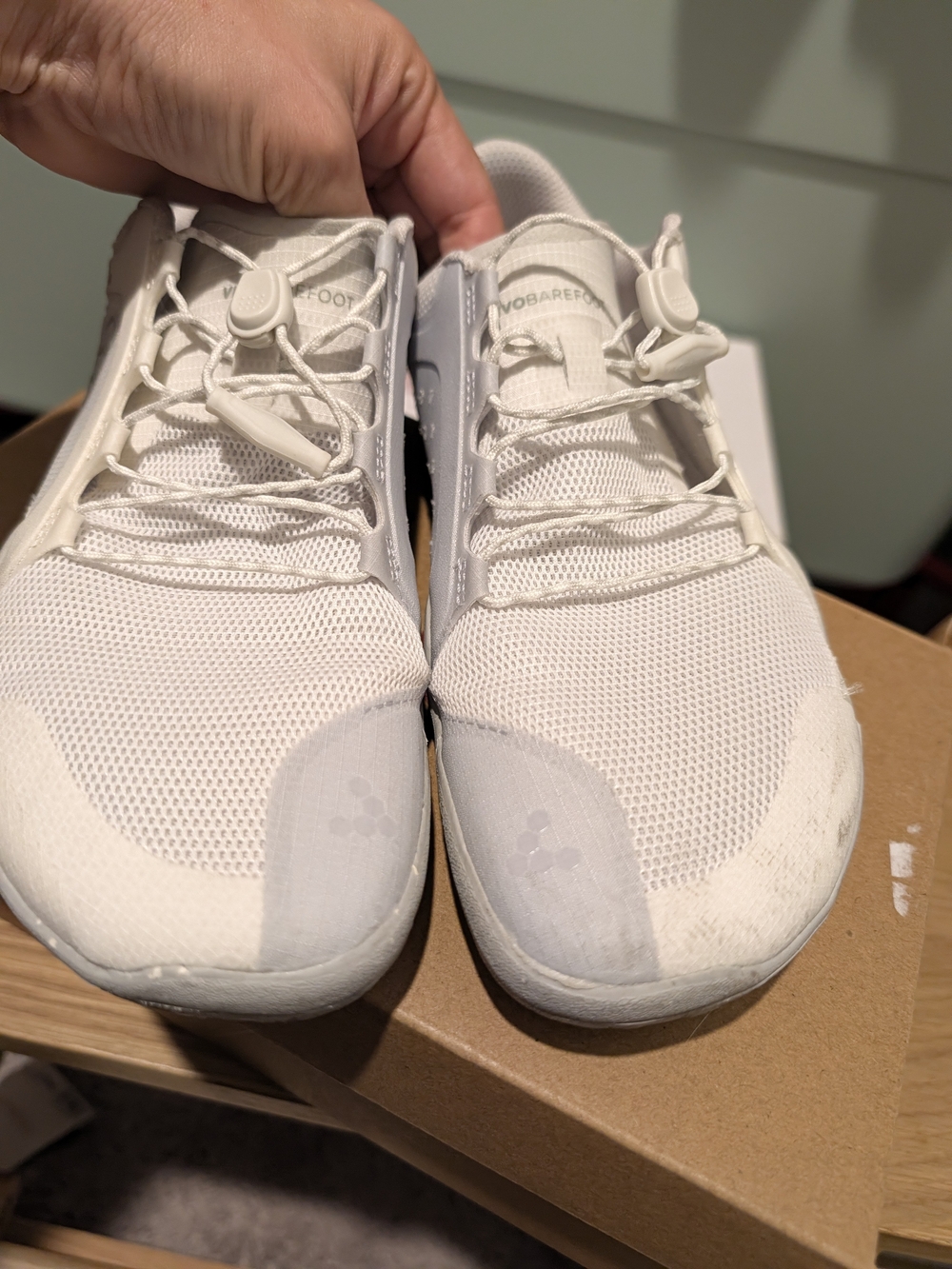Vivo barefoot Women's White Sneakers